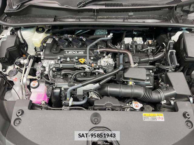 Lexus LBX 2025-12 7816244-17