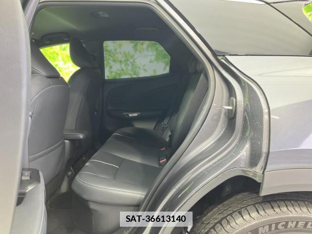 Lexus LBX 2024-04 7822384-6