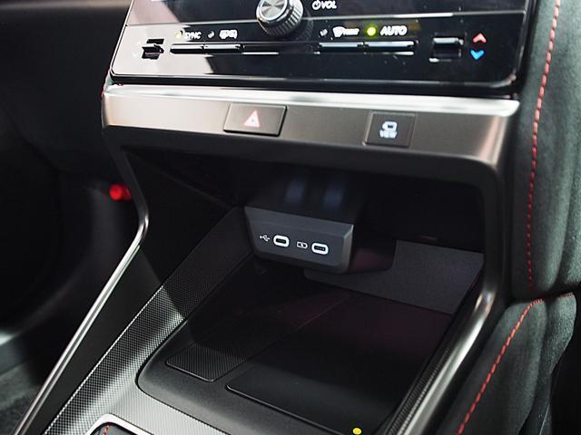 Lexus LBX 2025-05 7822812-19