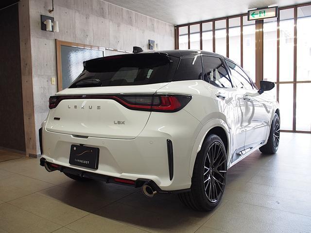 Lexus LBX 2025-05 7822812-4