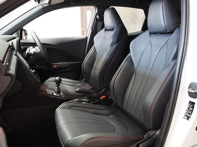 Lexus LBX 2025-05 7822812-8