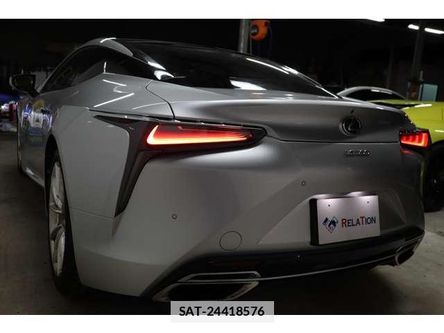 Lexus LC 2018-10 7817013-1