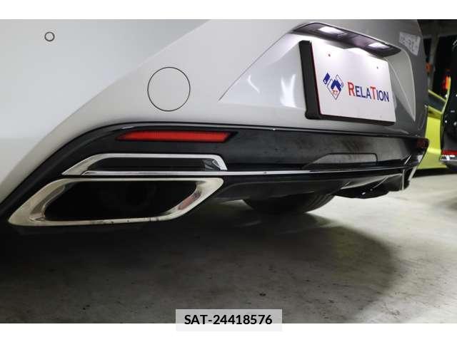 Lexus LC 2018-10 7817013-18