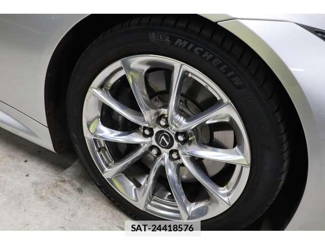 Lexus LC 2018-10 7817013-5