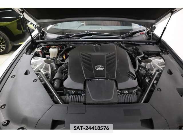Lexus LC 2018-10 7817013-6