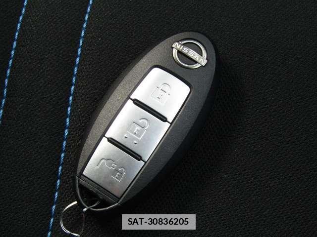 Nissan LEAF 2023-12 7812855-11