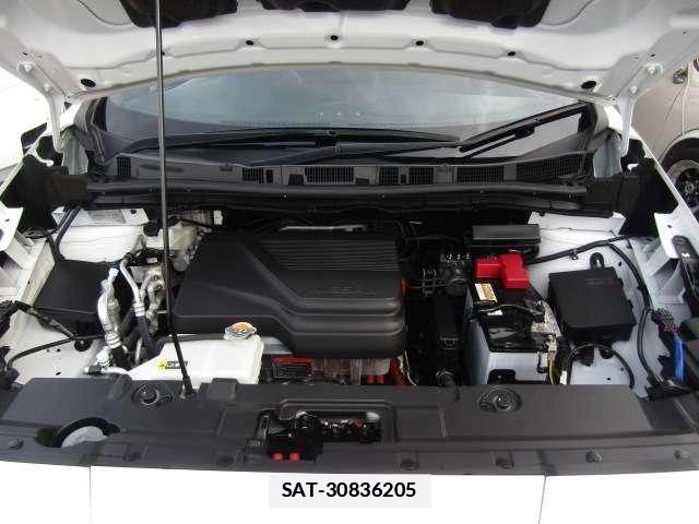 Nissan LEAF 2023-12 7812855-13