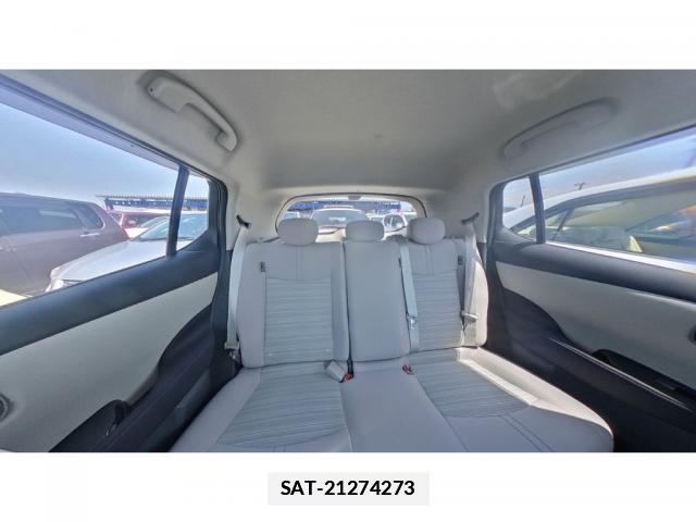 Nissan LEAF 2018 7816419-5