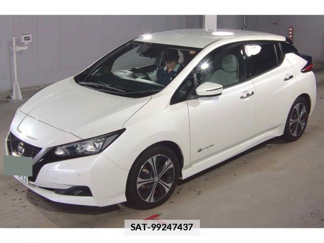 Nissan LEAF 2018-10 7816597-6