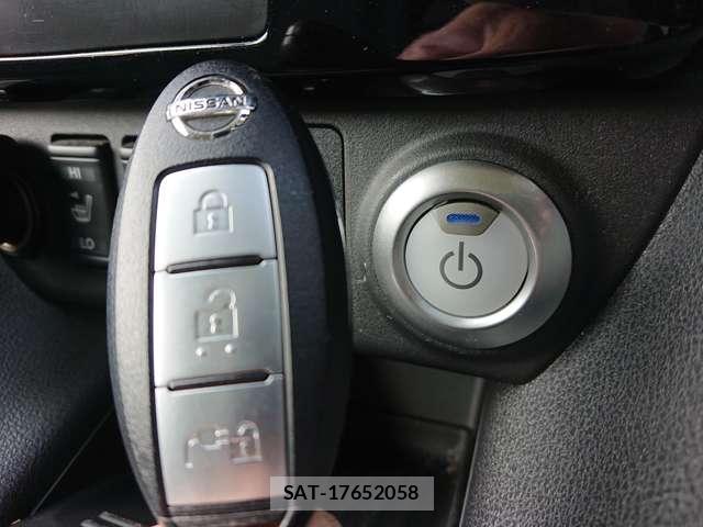 Nissan LEAF 2017-10 7819860-9
