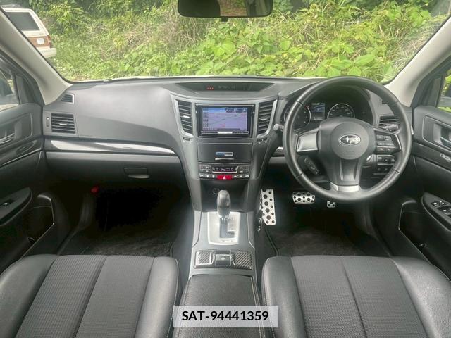 Subaru LEGACY TOURING WAGON 2013-07 7812707-2