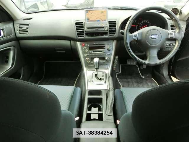 Subaru LEGACY TOURING WAGON 2004-05 7813084-2