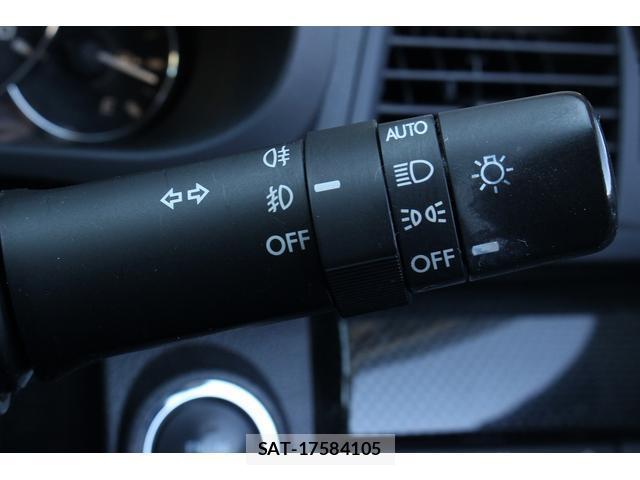 Subaru LEGACY TOURING WAGON 2011-02 7822902-18