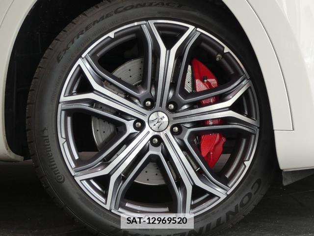 Maserati LEVANTE 2021-11 7813601-5