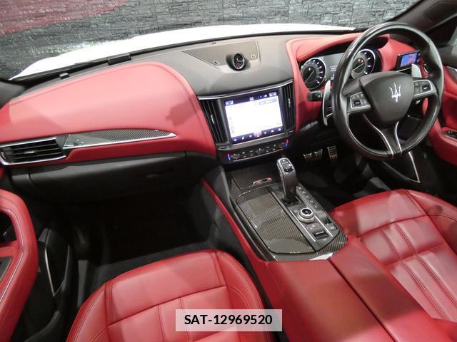 Maserati LEVANTE 2021-11 7813601-7