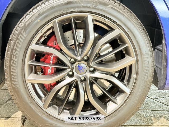 Maserati LEVANTE 2018-10 7817763-8