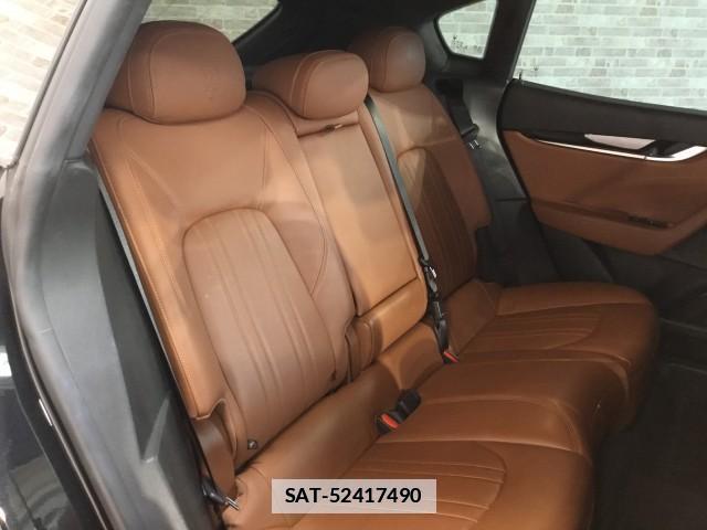 Maserati LEVANTE 2021-01 7817819-10