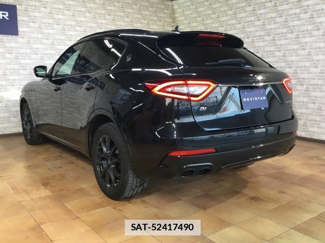 Maserati LEVANTE 2021-01 7817819-5
