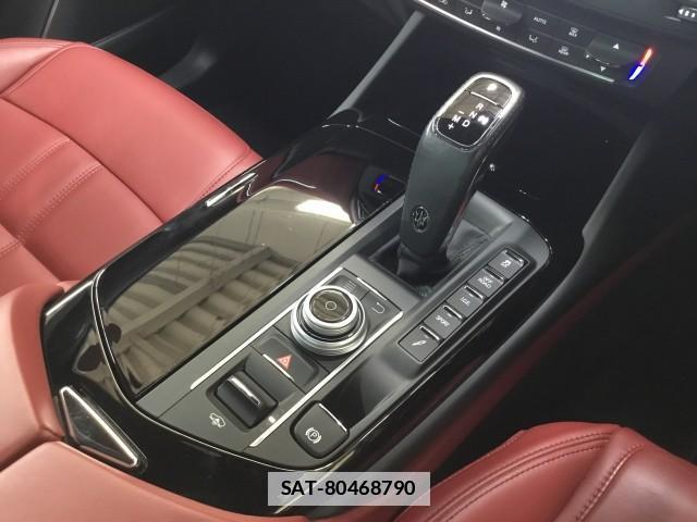 Maserati LEVANTE 2020-04 7817826-16