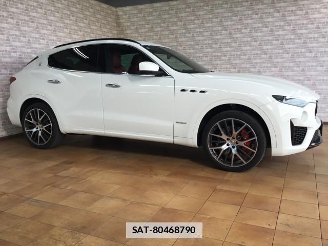 Maserati LEVANTE 2020-04 7817826-6