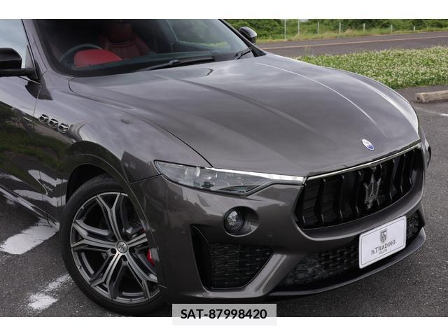 Maserati LEVANTE 2021-04 7818666-12