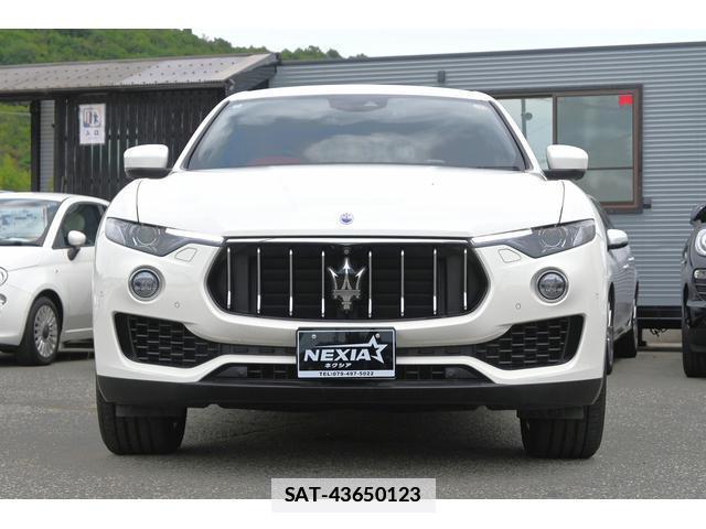 Maserati LEVANTE 2018-10 7819105-1