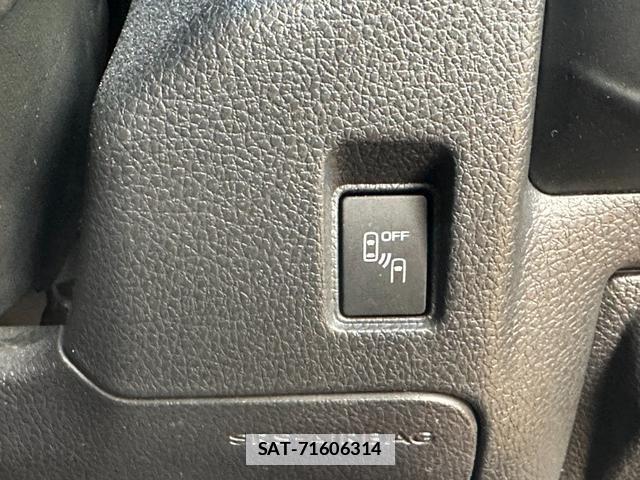 Subaru LEVORG 2016-10 7815634-12