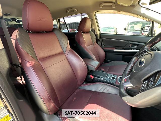 Subaru LEVORG 2017-09 7819761-12