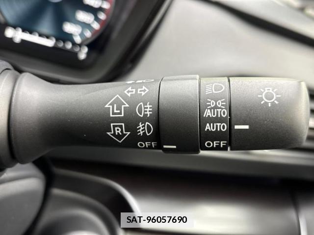 Subaru LEVORG 2023-05 7820897-15