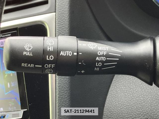 Subaru LEVORG 2015-02 7822173-13