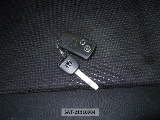 Honda LIFE 2013-03 7820415-16