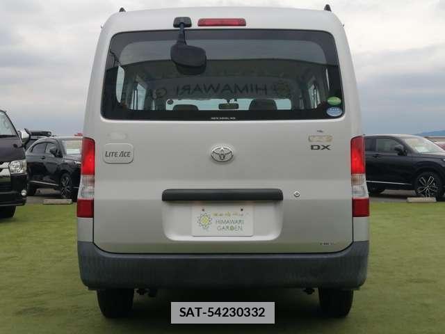 Toyota LITEACE VAN 2018-02 7819970-16