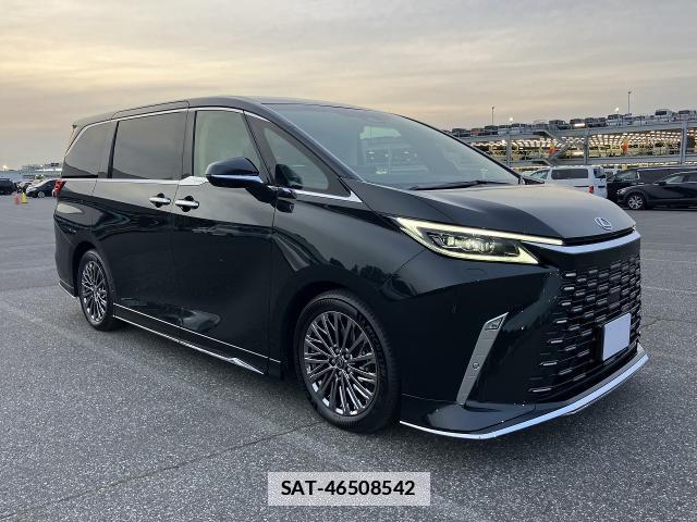 Lexus LM 2026-05 7818000-0