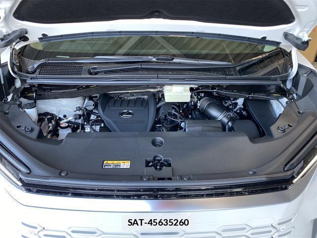 Lexus LM 2026-02 7818709-15