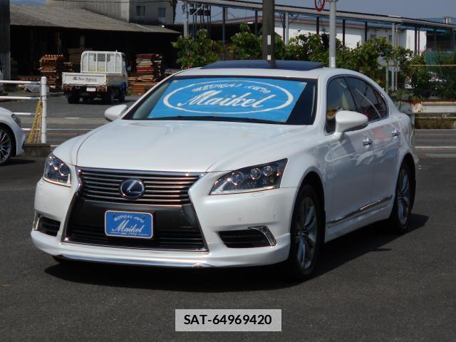 Lexus LS 2016-04 7812045-12