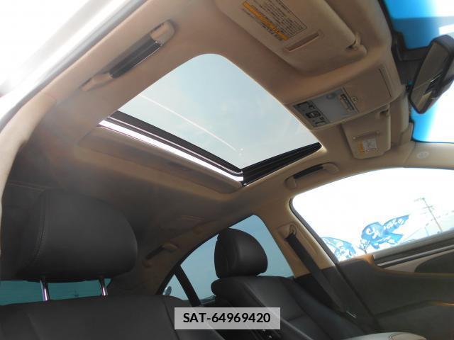 Lexus LS 2016-04 7812045-16