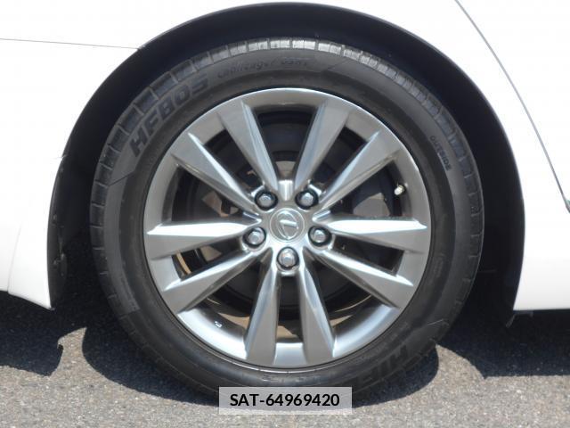 Lexus LS 2016-04 7812045-19