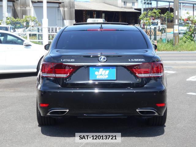 Lexus LS 2014-02 7812052-1