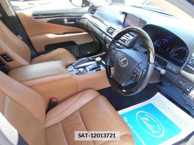 Lexus LS 2014-02 7812052-6