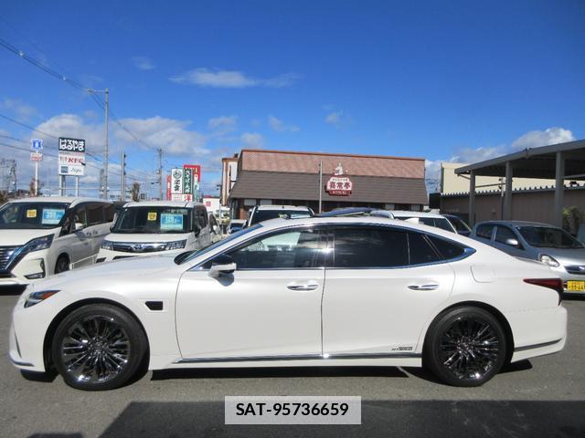 Lexus LS 2021-07 7812450-5
