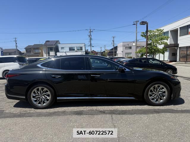 Lexus LS 2018-01 7812459-3