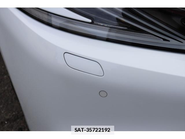 Lexus LS 2017-12 7812868-18