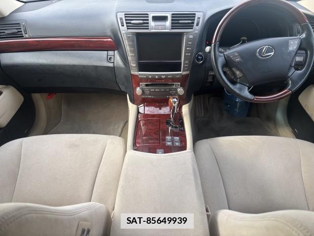 Lexus LS 2010-01 7813407-3