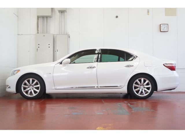 Lexus LS 2007-07 7813560-11