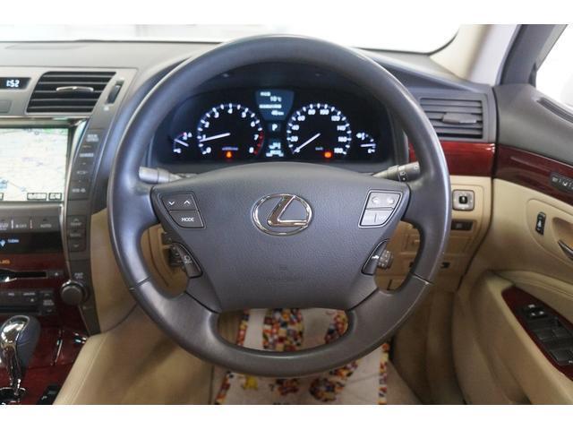 Lexus LS 2007-07 7813560-18