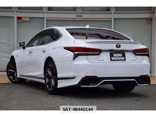 Lexus LS 2019-04 7815335-14
