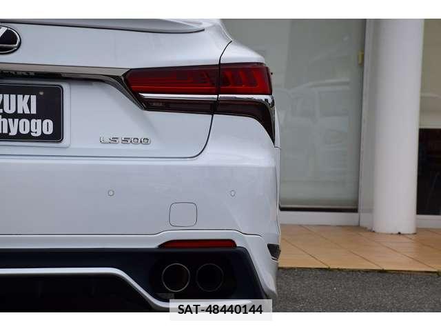 Lexus LS 2019-04 7815335-19