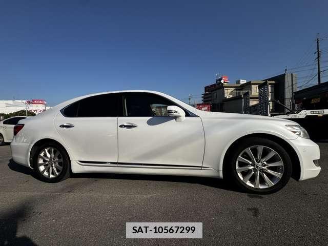 Lexus LS 2009-11 7815551-15