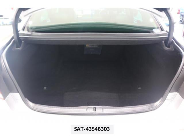 Lexus LS 2015-01 7816060-18