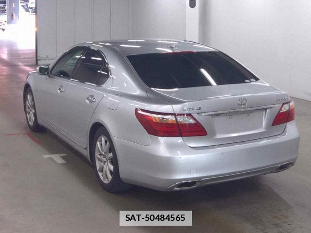 Lexus LS 2011-01 7816151-1